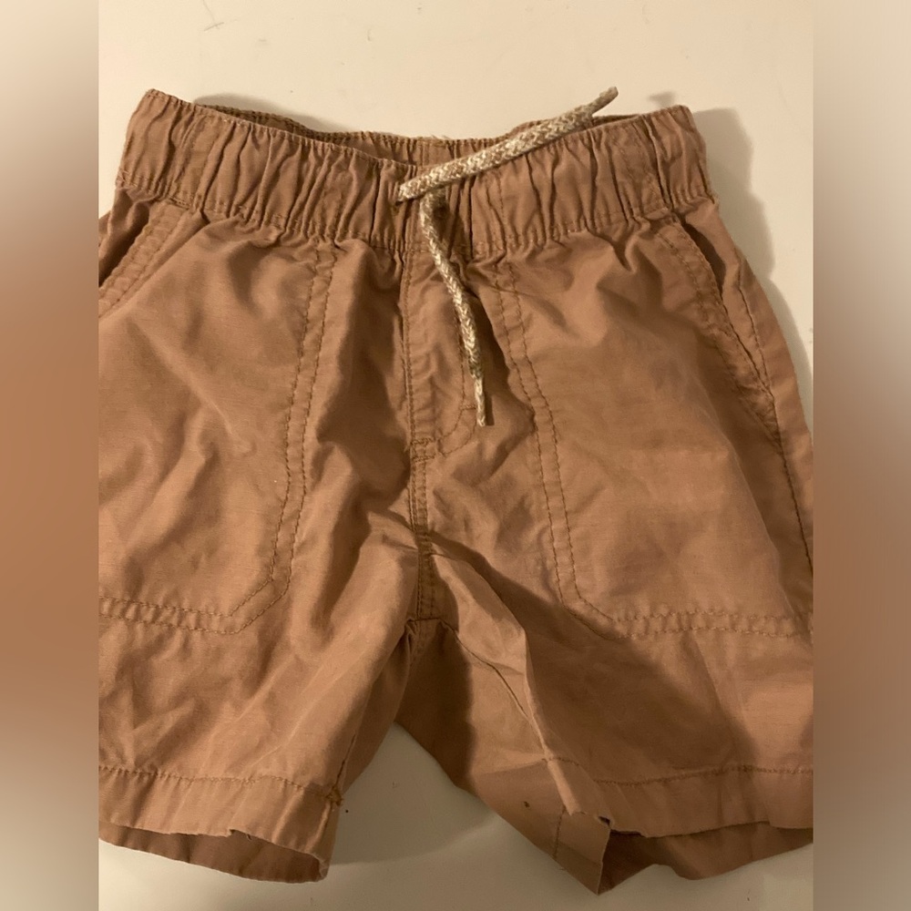 Brown size 3T boy shorts